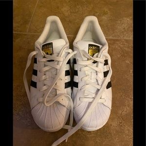 Unisex adidas white shell toe shoes